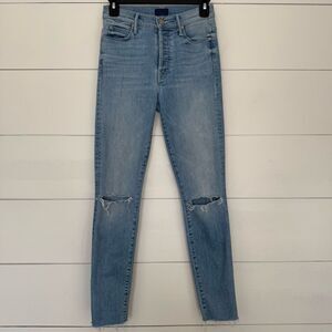 Mother Women’s 25 The Stunner Ankle Fray Jeans Hit the Jackpot